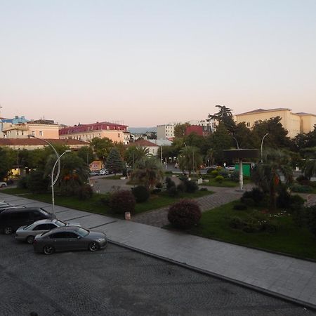 Melini Boutique Hotel Batumi Exterior photo