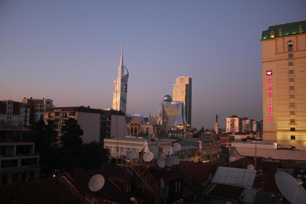 Melini Boutique Hotel Batumi Exterior photo